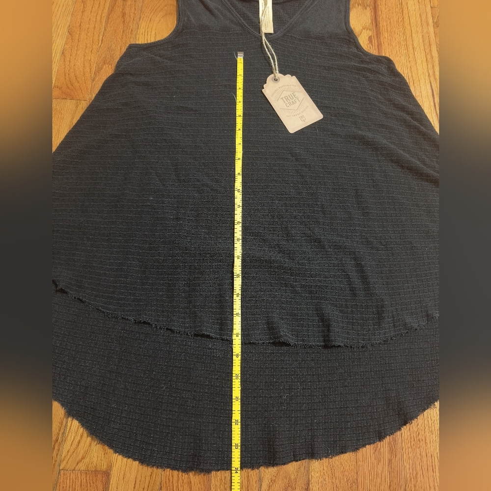 3/$10⭐ NWT True Craft Black Prairie City Hi-Low tank top tunic, women's small - Picture 7 of 11